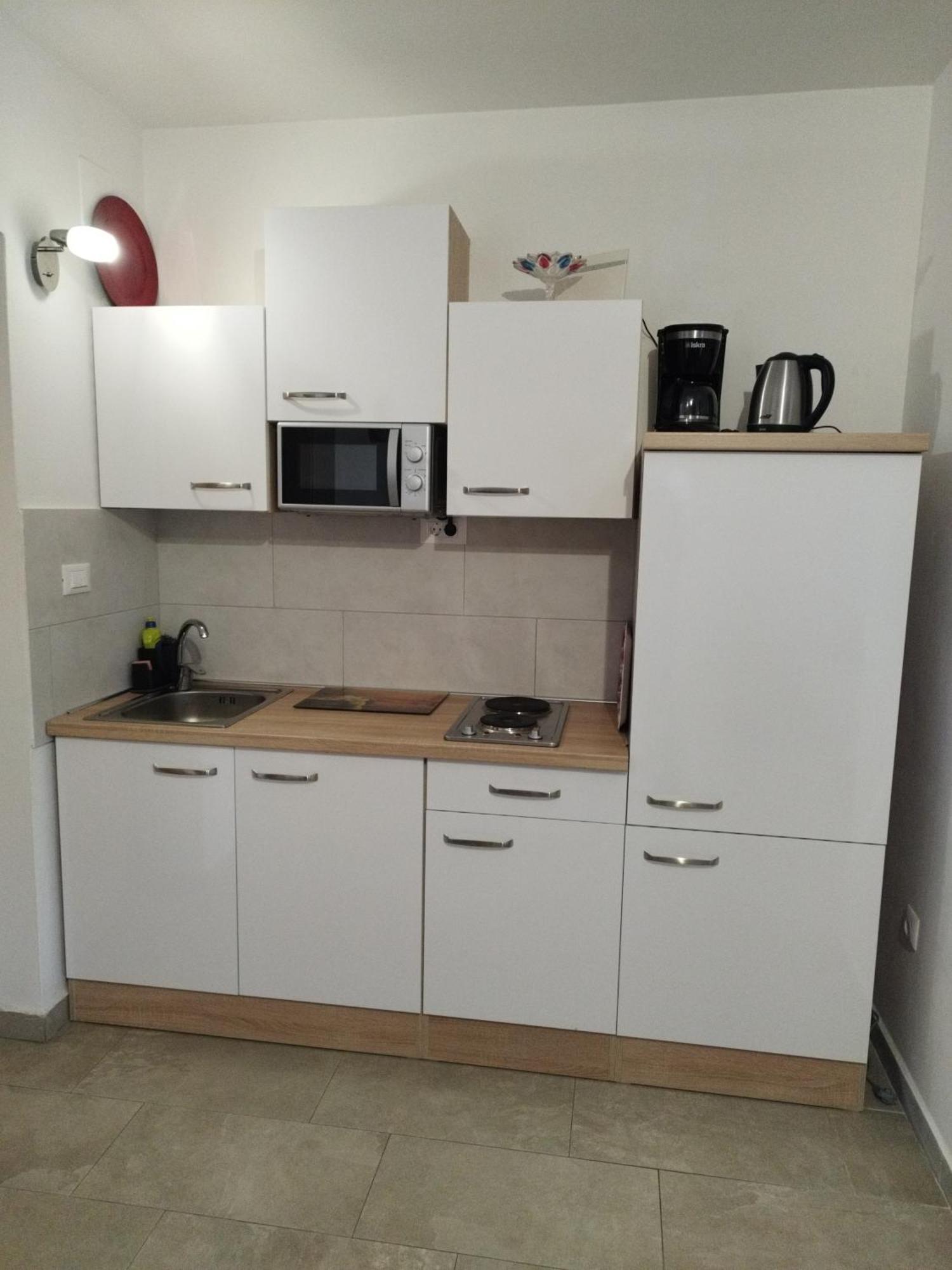 Apartmani Memic 100 M Do Plaze, Apartments Memic Only 100M From Beach 포레치 외부 사진