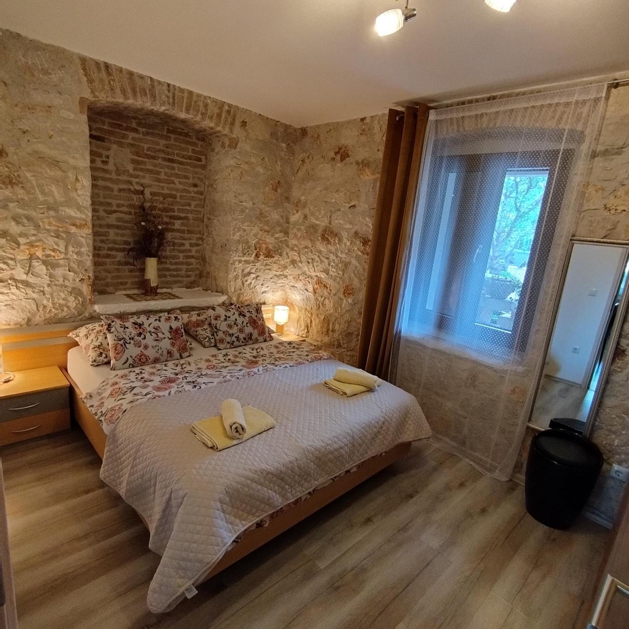 Apartmani Memic 100 M Do Plaze, Apartments Memic Only 100M From Beach 포레치 외부 사진